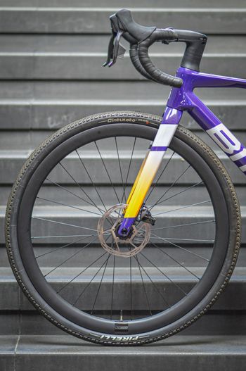Tweedehands BMC Kaius 01 THREE 2024 2024 Road & Gravel — afbeelding 15 van 15