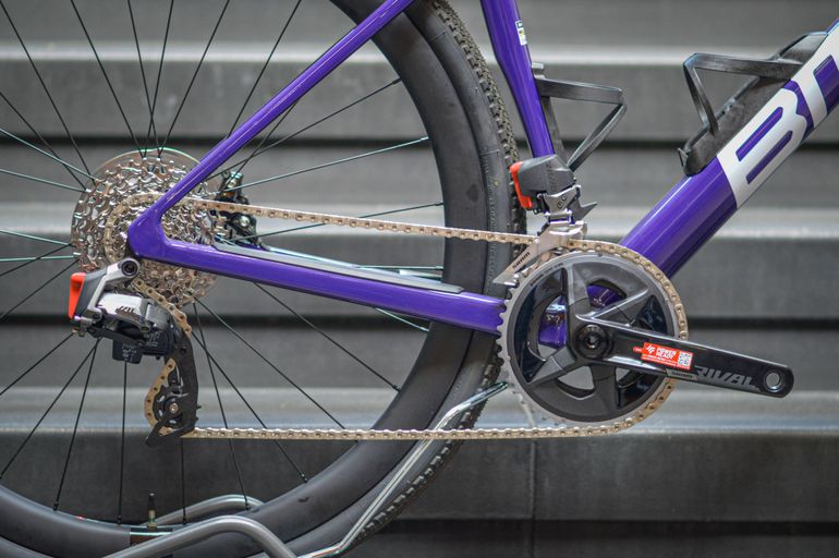 Tweedehands BMC Kaius 01 THREE 2024 2024 Road & Gravel — afbeelding 4 van 15
