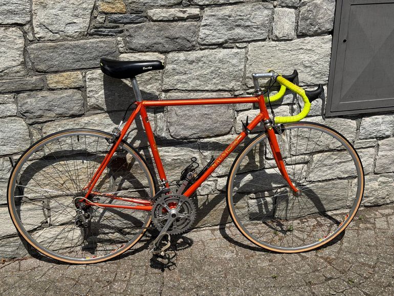 Używany Magni Custom Campagnolo Record 1977 Road & Gravel — zdjęcie 2 z 5