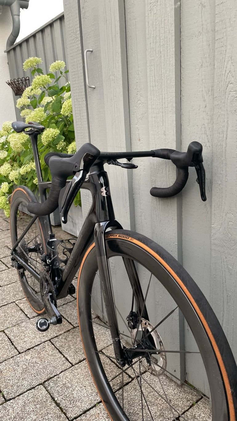 Used Evolve Custom Shimano Dura Ace Di2 2025 Road & Gravel, Black — image 7 of 10