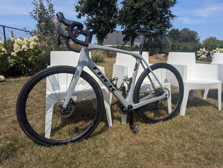 Gebrauchtes Trek domane SL7 Gen 4 2023 2023 Road & Gravel, Hellgrau — Bild 3 von 5