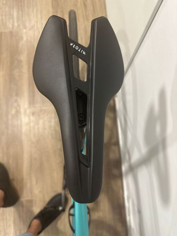 Tweedehands Bianchi Sprint Shimano 105 2026 Road & Gravel — afbeelding 7 van 10