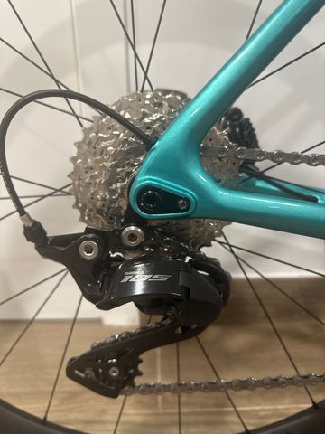 Tweedehands Bianchi Sprint Shimano 105 2026 Road & Gravel — afbeelding 4 van 10