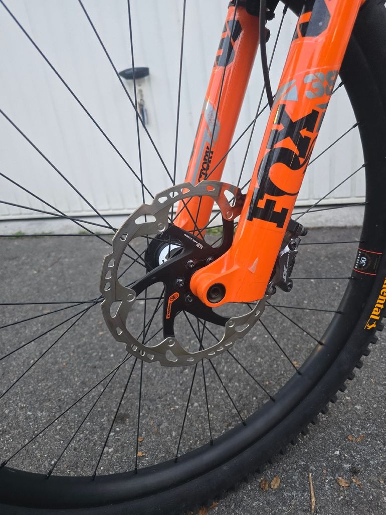 Pivot Firebird 29 Pro XT/XTR 2023 2023 Mountainbike usato, Arancione — immagine 2 di 7