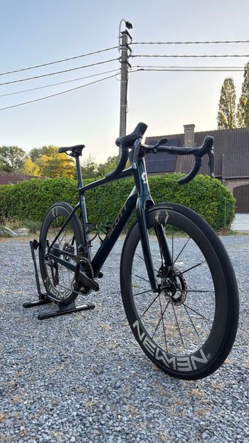 Scott Addict 20 2025 2025 Road & Gravel usato, Verde — immagine 2 di 11