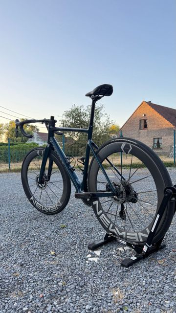 Tweedehands Scott Addict 20 2025 2025 Road & Gravel — afbeelding 4 van 11