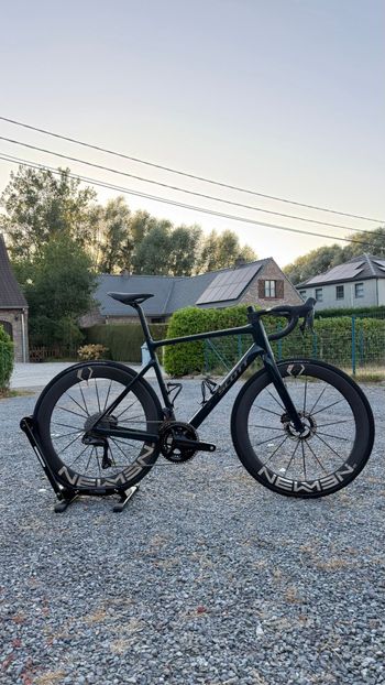 Used Scott Addict 20 2025 2025 Road & Gravel