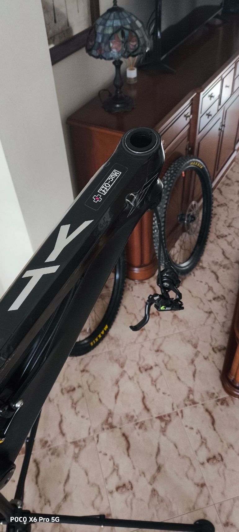 Gebrauchtes YT Industries Tues CF 2018 Frameset 2018 Mountainbike, Schwarz, 27.5 — Bild 3 von 12