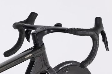 Canyon Aeroad CFR Di2 2025 2025 Road & Gravel d'occasion — image 5 sur 9