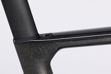 Canyon Aeroad CFR Di2 2025 2025 Road & Gravel d'occasion — image 6 sur 9