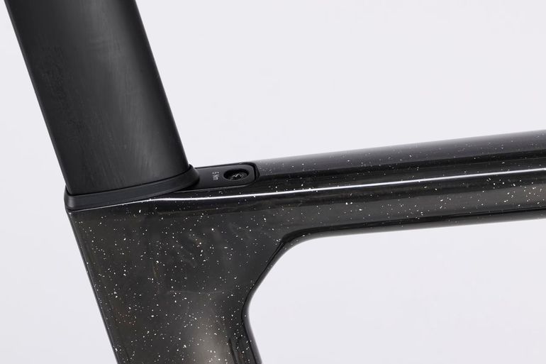 Gebrauchtes Canyon Aeroad CFR Di2 2025 2025 Road & Gravel, Schwarz — Bild 6 von 9