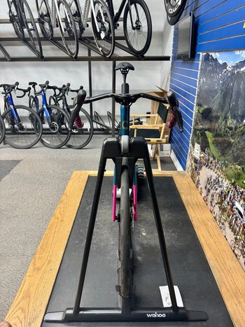 Used Cannondale Supersix Shimano Ultegra Di2 2024 Road & Gravel, Green — image 9 of 11