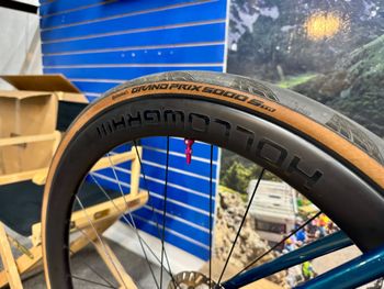 Used Cannondale Supersix Shimano Ultegra Di2 2024 Road & Gravel, Green — image 6 of 11