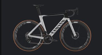 Tweedehands Canyon Aeroad CF SLX 8 AXS 2024 2024 Road & Gravel