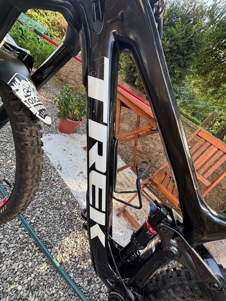 Brugt Trek Slash 9.7 2020 2020 Mountainbike — billede 2 af 16