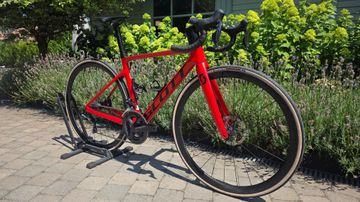 Używany Scott Addict RC 15 2022 2022 Road & Gravel — zdjęcie 2 z 17