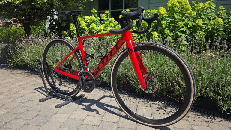 Brugt Scott Addict RC 15 2022 2022 Road & Gravel — billede 2 af 17