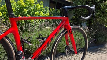 Brugt Scott Addict RC 15 2022 2022 Road & Gravel — billede 3 af 17