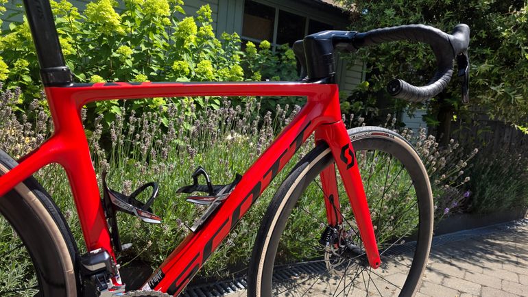 Brugt Scott Addict RC 15 2022 2022 Road & Gravel — billede 3 af 17