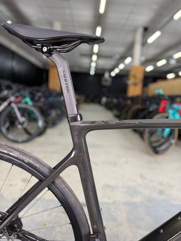 Tweedehands Scott Addict RC 40 2023 2023 Road & Gravel — afbeelding 10 van 24