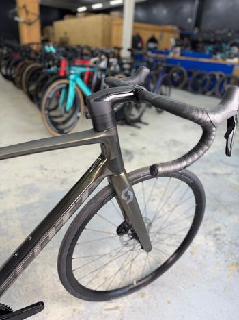 Brugt Scott Addict RC 40 2023 2023 Road & Gravel — billede 6 af 24
