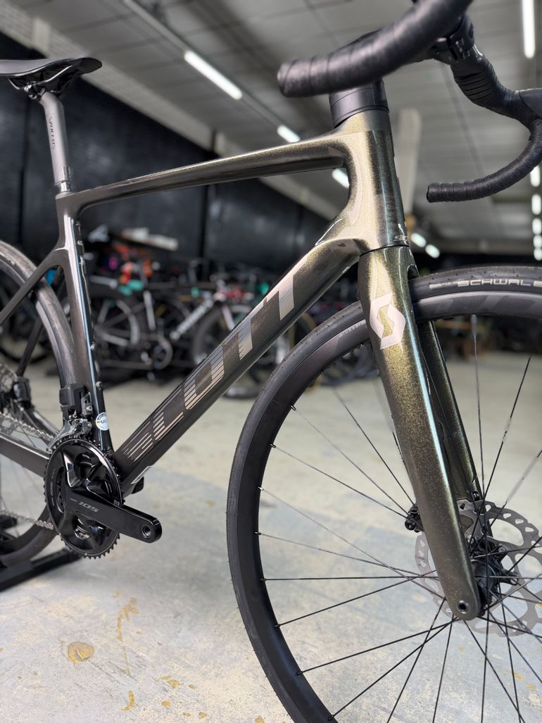 Brugt Scott Addict RC 40 2023 2023 Road & Gravel — billede 3 af 24