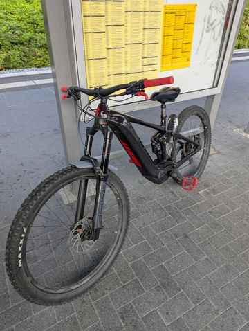 Giant Reign E+ 2 2023 2023 MTB usato