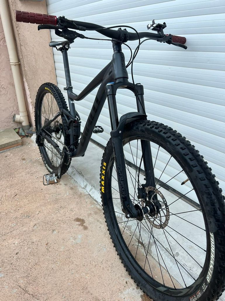 Giant Stance 29 2 2020 2020 Mountainbike usato, Nero — immagine 5 di 5