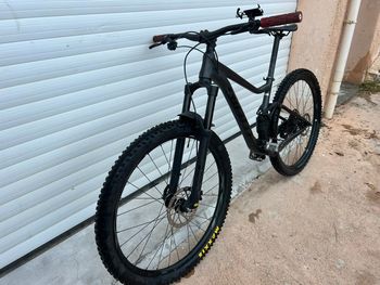 Giant Stance 29 2 2020 2020 Mountainbike usato, Nero — immagine 2 di 5