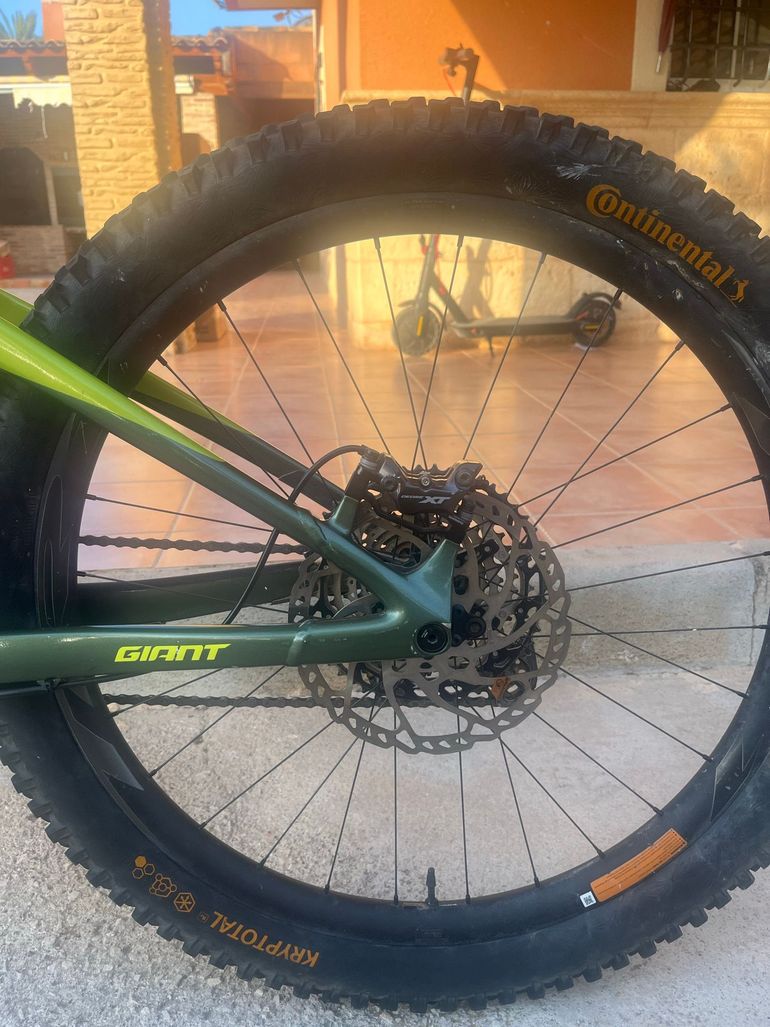 Used Giant Custom SRAM GX Eagle AXS 2019 Mountainbike, Green — image 5 of 10