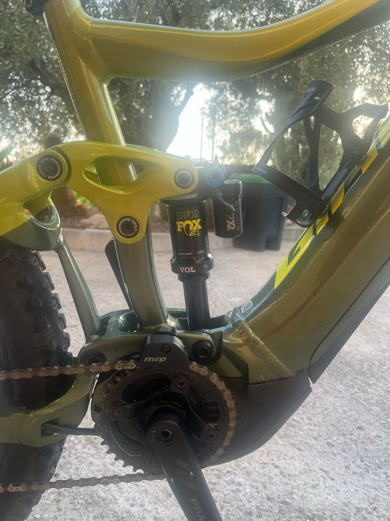 Used Giant Custom SRAM GX Eagle AXS 2019 Mountainbike, Green — image 7 of 10