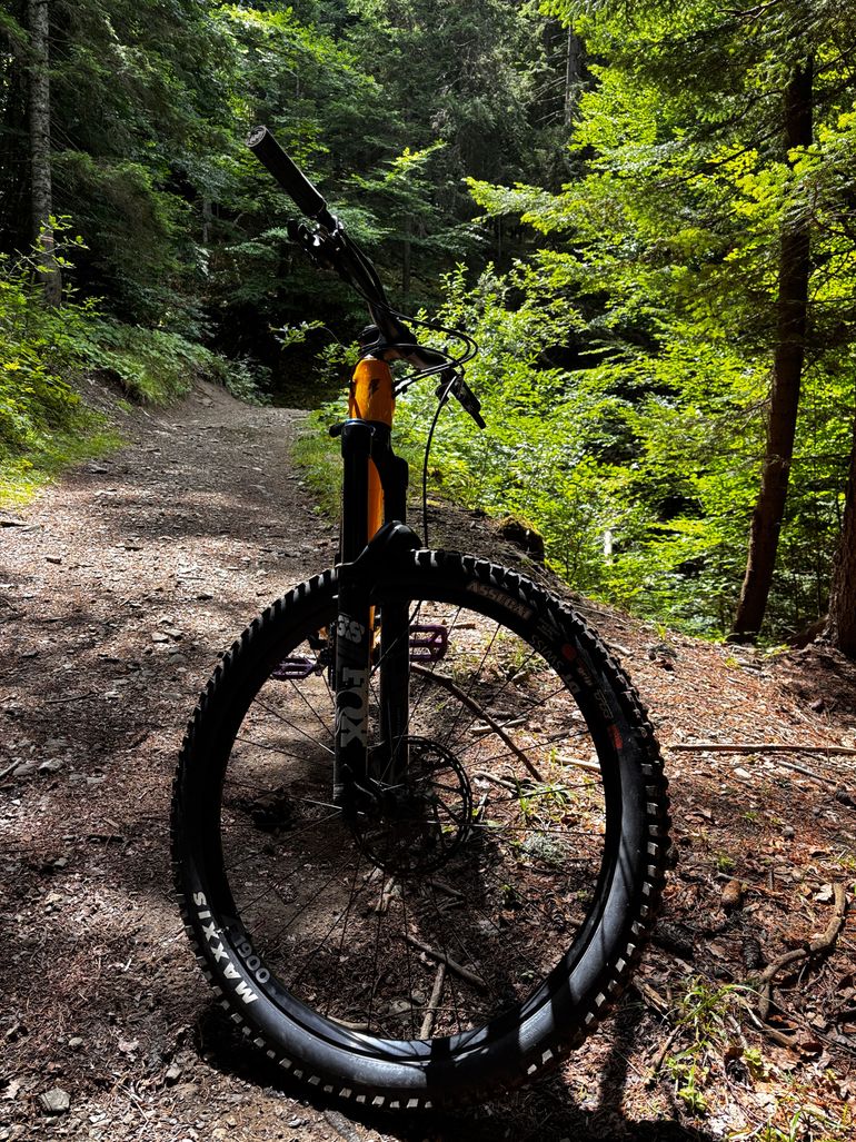 Używany YT Industries Capra CORE 3 MX 2024 2024 Mountainbike — zdjęcie 5 z 10
