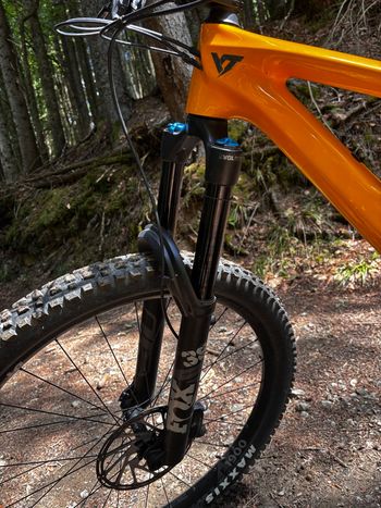 Używany YT Industries Capra CORE 3 MX 2024 2024 Mountainbike — zdjęcie 4 z 10