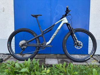 Käytetty Canyon Neuron CF 8 2025 2025 MTB