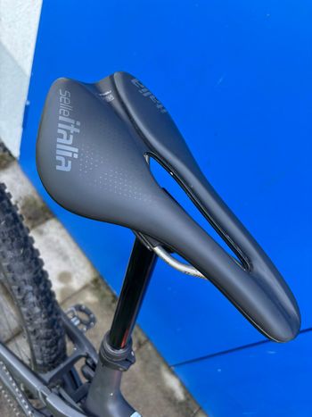 Tweedehands Canyon Neuron CF 8 2024 2024 Mountainbike — afbeelding 9 van 19