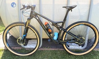 Käytetty CUBE AMS 100 C:68 SLT 29 2020 2020 MTB