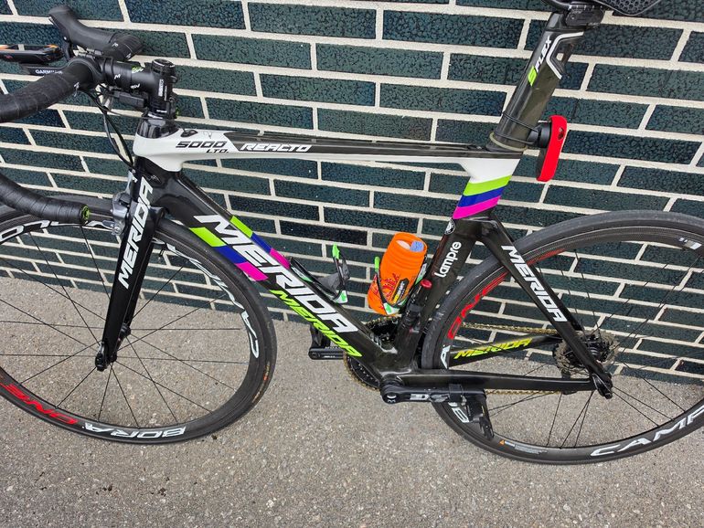 Używany Merida Reacto Team-E-LTD 2015 2015 Road & Gravel — zdjęcie 2 z 5