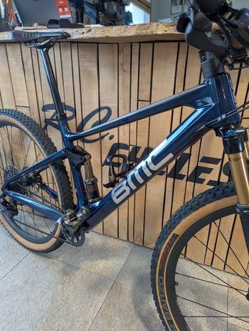 Used BMC Fourstroke 01 ONE 2021 2021 Mountainbike, Blue, 29 — image 5 of 7