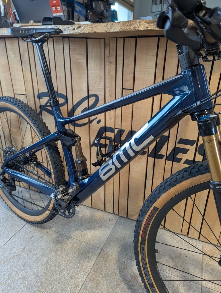 Used BMC Fourstroke 01 ONE 2021 2021 Mountainbike, Blue, 29 — image 5 of 7