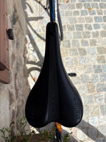 Used Orbea M30s 2015 Road & Gravel, Black — image 7 of 11