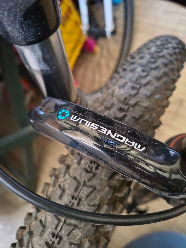 Myland Custom Shimano Altus 2024 Mountainbike usato, Blu — immagine 6 di 11