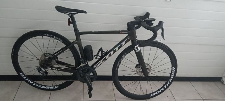 Brugt Scott Addict RC 15 carbon 2021 Frameset 2021 Road & Gravel — billede 3 af 4