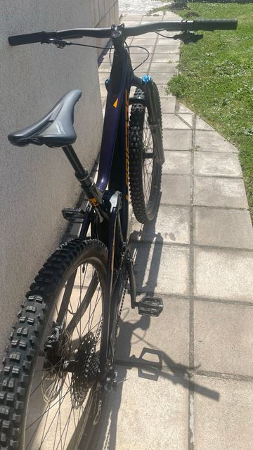 Gebrauchtes Lapierre Spicy CF 6.9 2023 2023 Mountainbike, Violett, 29 — Bild 9 von 12