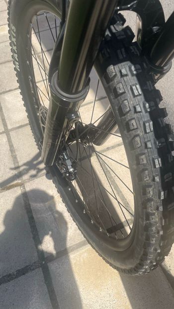 Brugt Lapierre Spicy CF 6.9 2023 2023 Mountainbike — billede 6 af 12