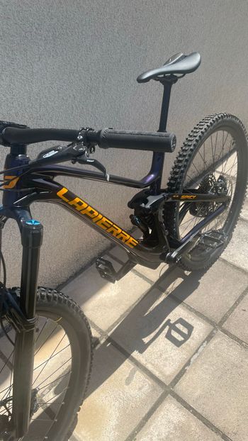 Brugt Lapierre Spicy CF 6.9 2023 2023 Mountainbike — billede 2 af 12