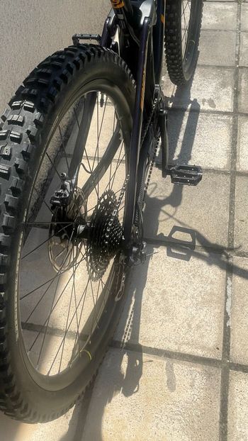 Brugt Lapierre Spicy CF 6.9 2023 2023 Mountainbike — billede 10 af 12