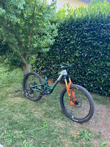 Gebrauchtes YT Industries Capra 29 CORE 4 CF 2025 2025 Mountainbike, Grün, 29 — Bild 7 von 10