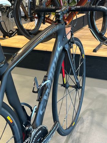 Used Specialized Venge SRAM Red 2015 Road & Gravel, Black — image 2 of 7