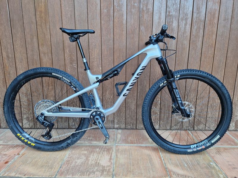 Used Canyon Lux Trail CF 9 2025 2025 MTB