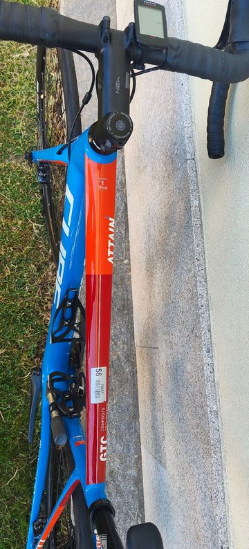 Brugt CUBE ATTAIN GTC SL 2023 2023 Road & Gravel — billede 6 af 13